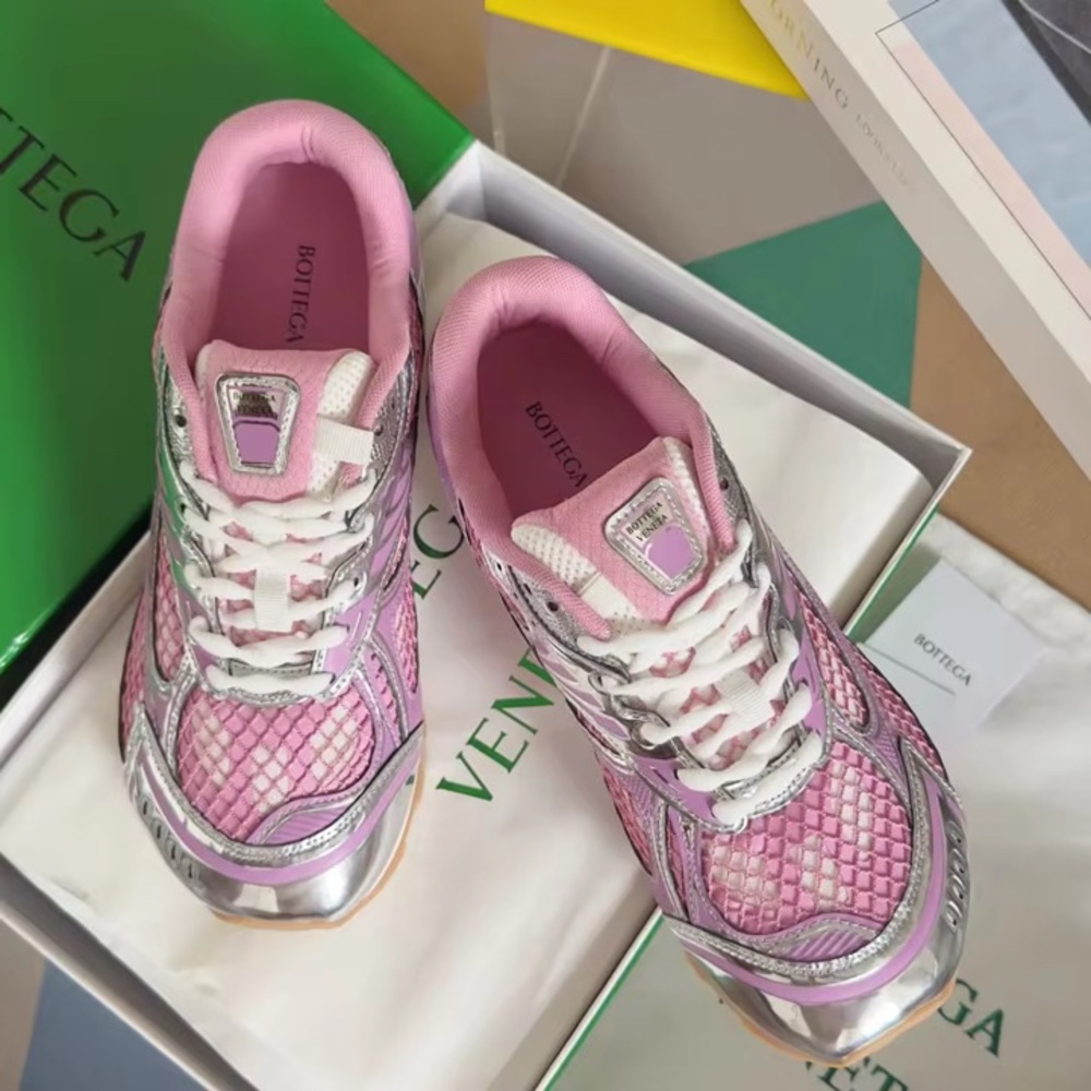 Bottega Veneta Women's Sneakers in Pink and Silver